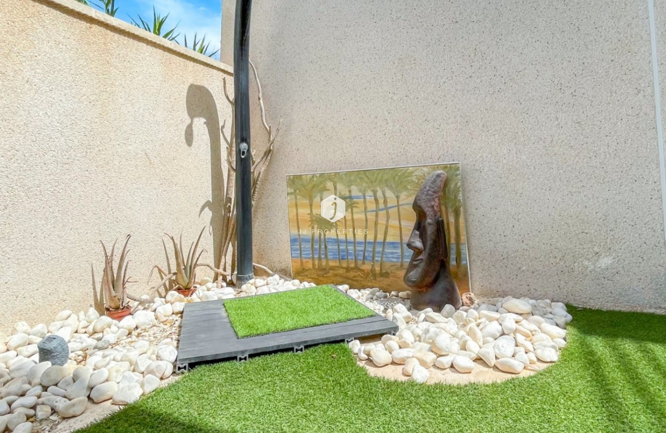 Aus zweiter Hand - Chalet -
Torrevieja - Costa Blanca