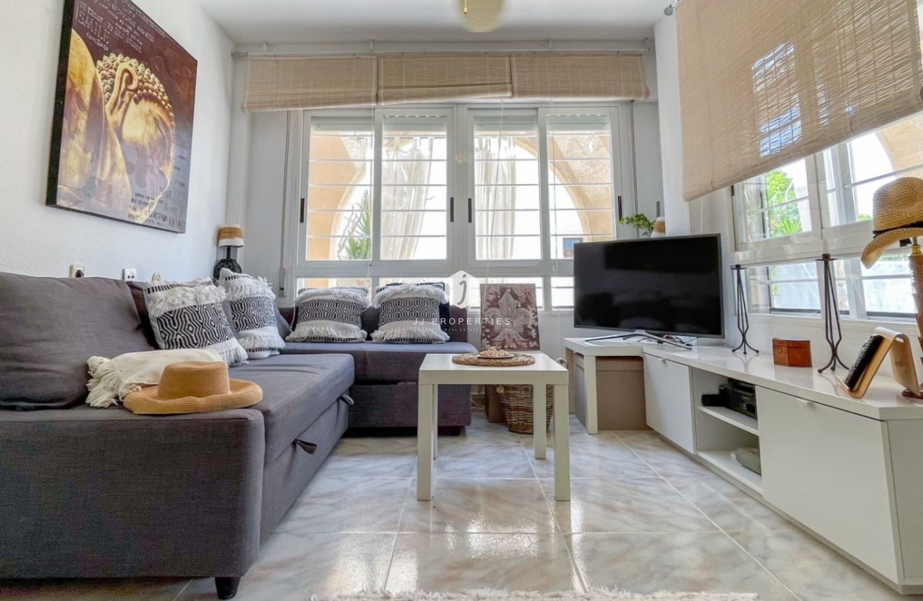 Aus zweiter Hand - Chalet -
Torrevieja - Costa Blanca