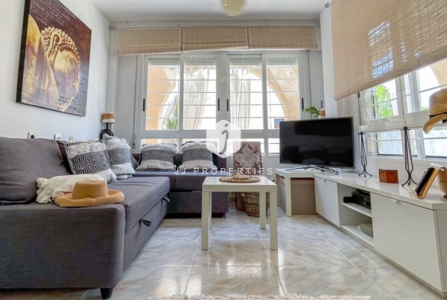 Aus zweiter Hand - Chalet -
Torrevieja - Costa Blanca