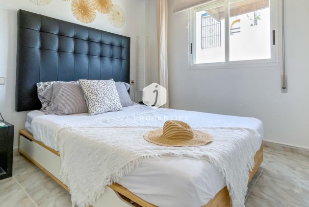 Aus zweiter Hand - Chalet -
Torrevieja - Costa Blanca