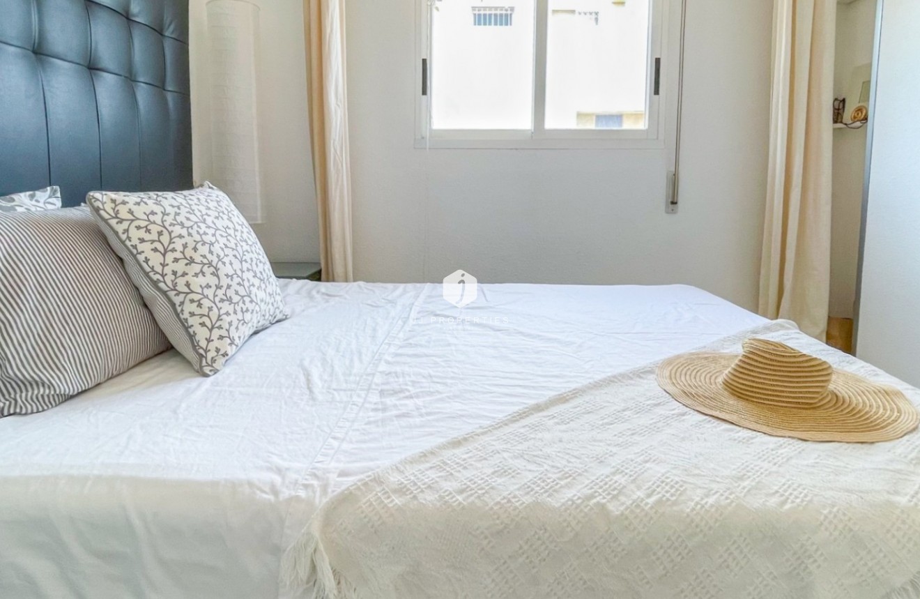 Aus zweiter Hand - Chalet -
Torrevieja - Costa Blanca