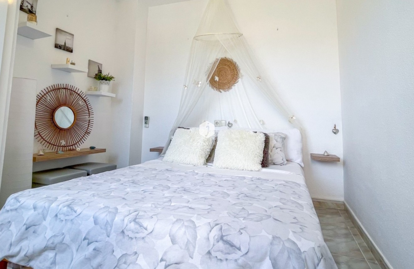 Aus zweiter Hand - Chalet -
Torrevieja - Costa Blanca