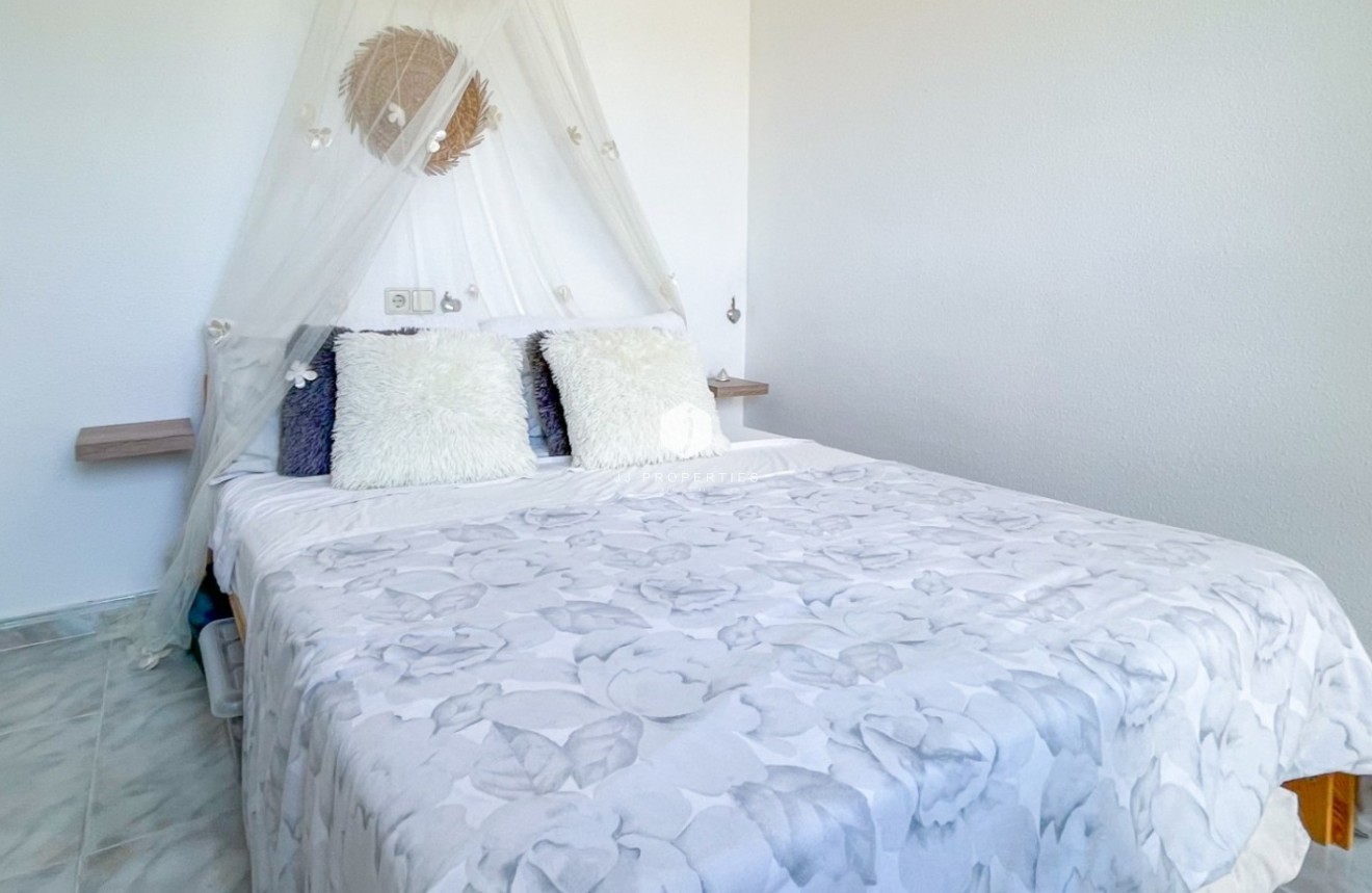 Aus zweiter Hand - Chalet -
Torrevieja - Costa Blanca