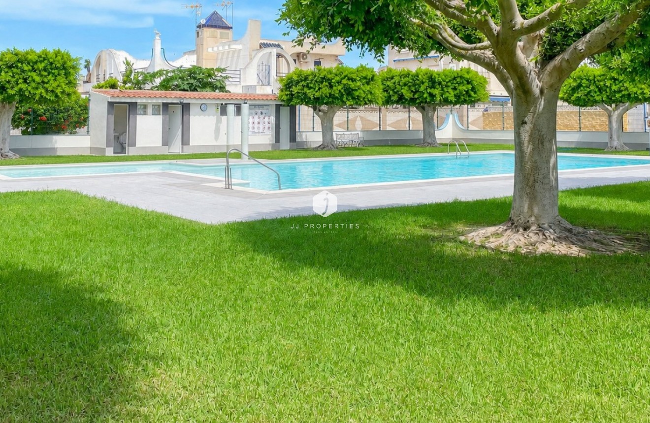 Aus zweiter Hand - Chalet -
Torrevieja - Costa Blanca