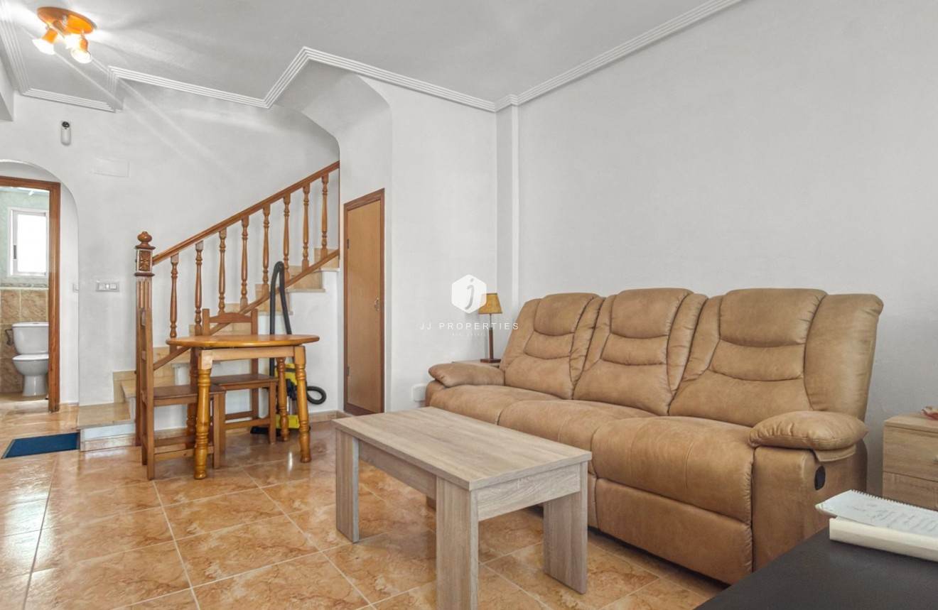 D'occasion - Chalet -
Torrevieja - Costa Blanca