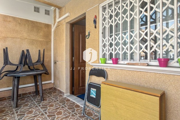 D'occasion - Chalet -
Torrevieja - Costa Blanca