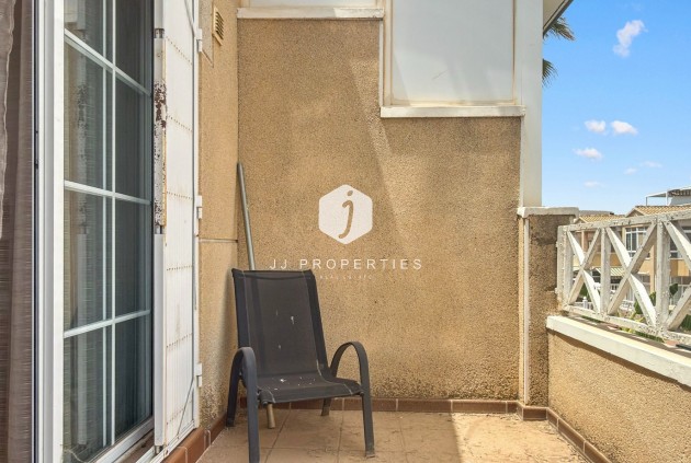 D'occasion - Chalet -
Torrevieja - Costa Blanca
