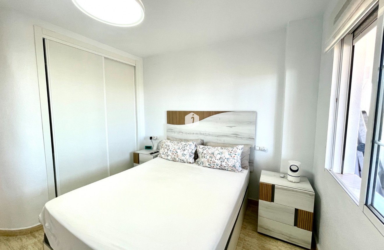 D'occasion - Appartement -
La Siesta - Costa Blanca