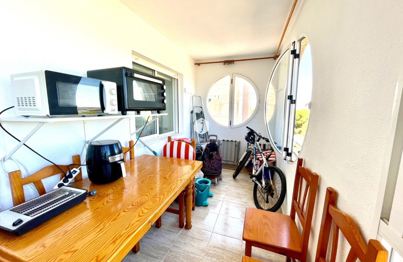 D'occasion - Appartement -
La Siesta - Costa Blanca
