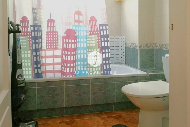 Aus zweiter Hand - Wohnung -
Torrevieja - PARQUE DE LAS NACIONES