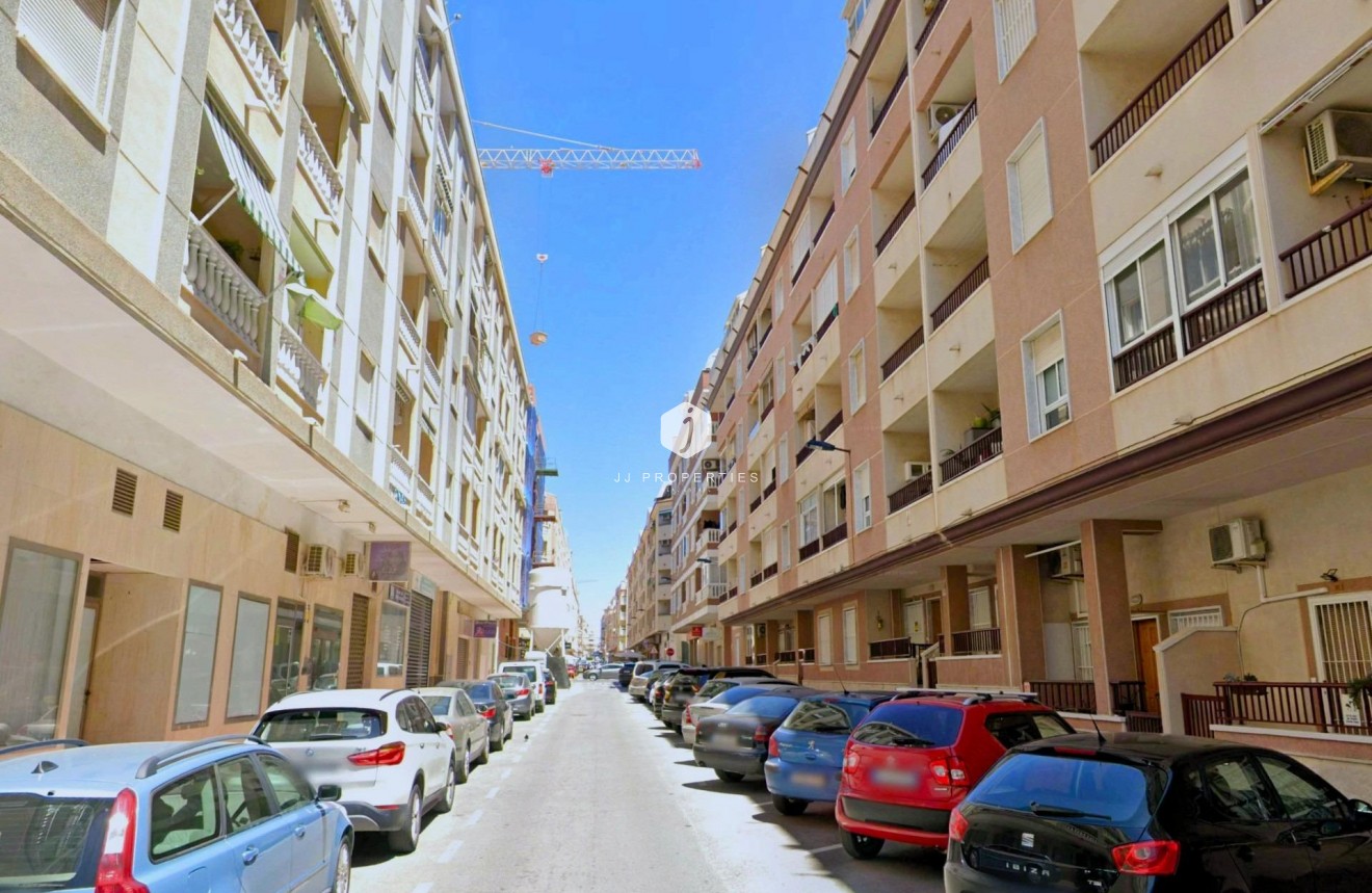 Aus zweiter Hand - Wohnung -
Torrevieja - PARQUE DE LAS NACIONES