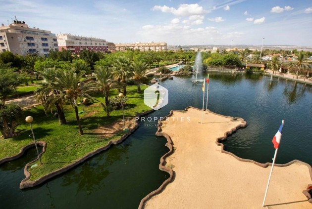Aus zweiter Hand - Wohnung -
Torrevieja - PARQUE DE LAS NACIONES