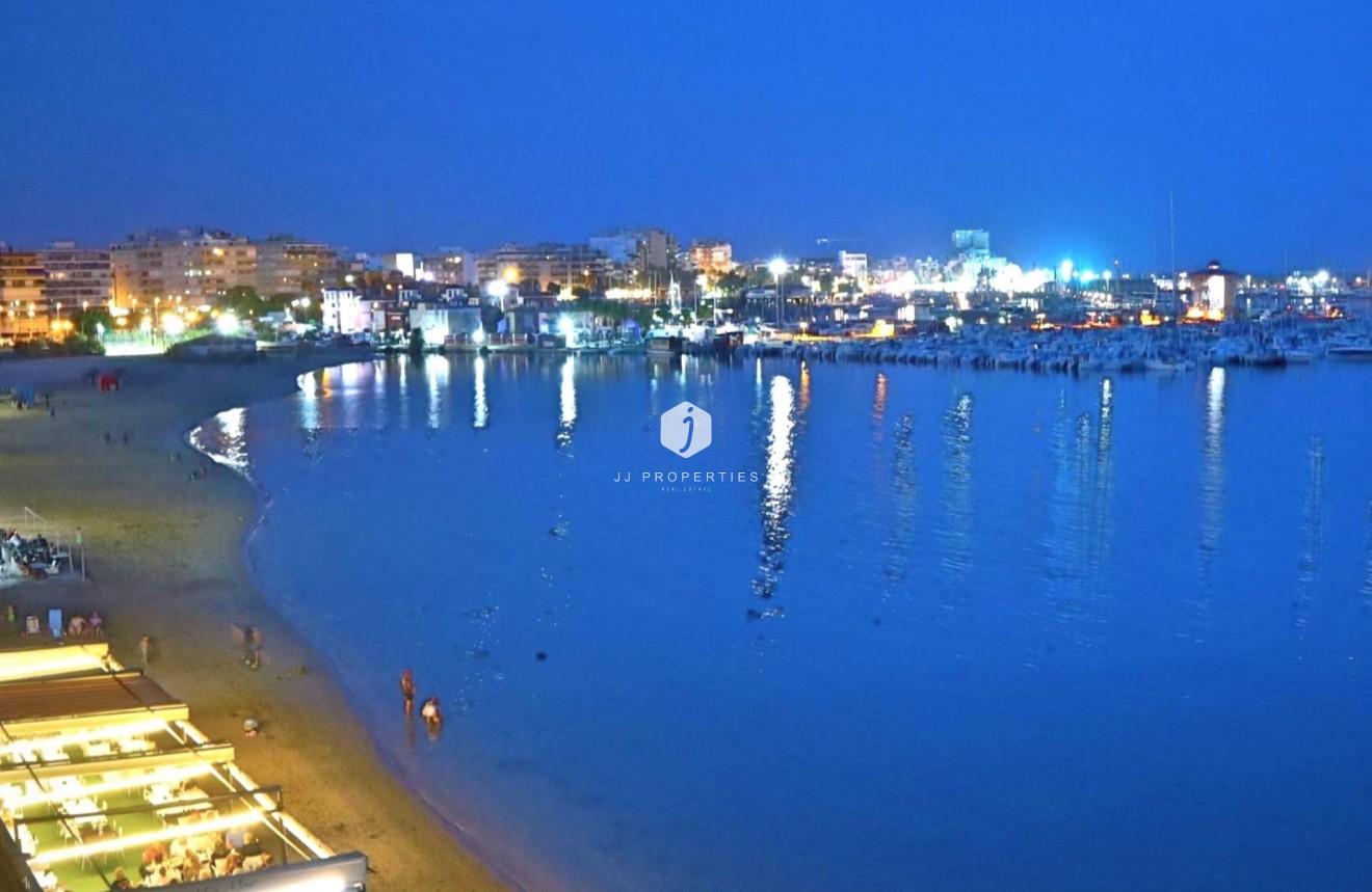 Aus zweiter Hand - Wohnung -
Torrevieja - PARQUE DE LAS NACIONES