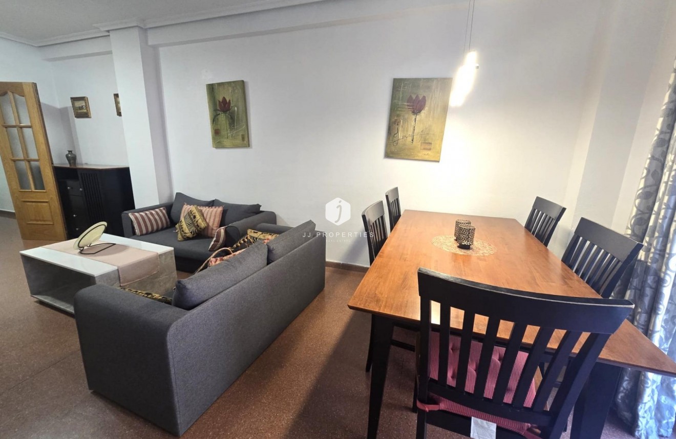 Resale - Apartment / flat -
Torrevieja - Las Piscinas Naturales
