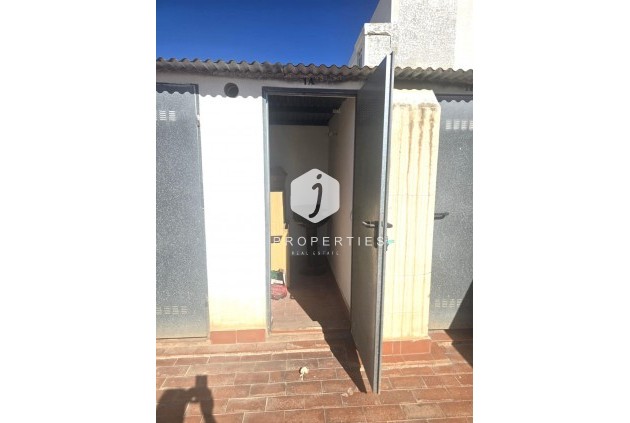 Resale - Apartment / flat -
Torrevieja - Las Piscinas Naturales