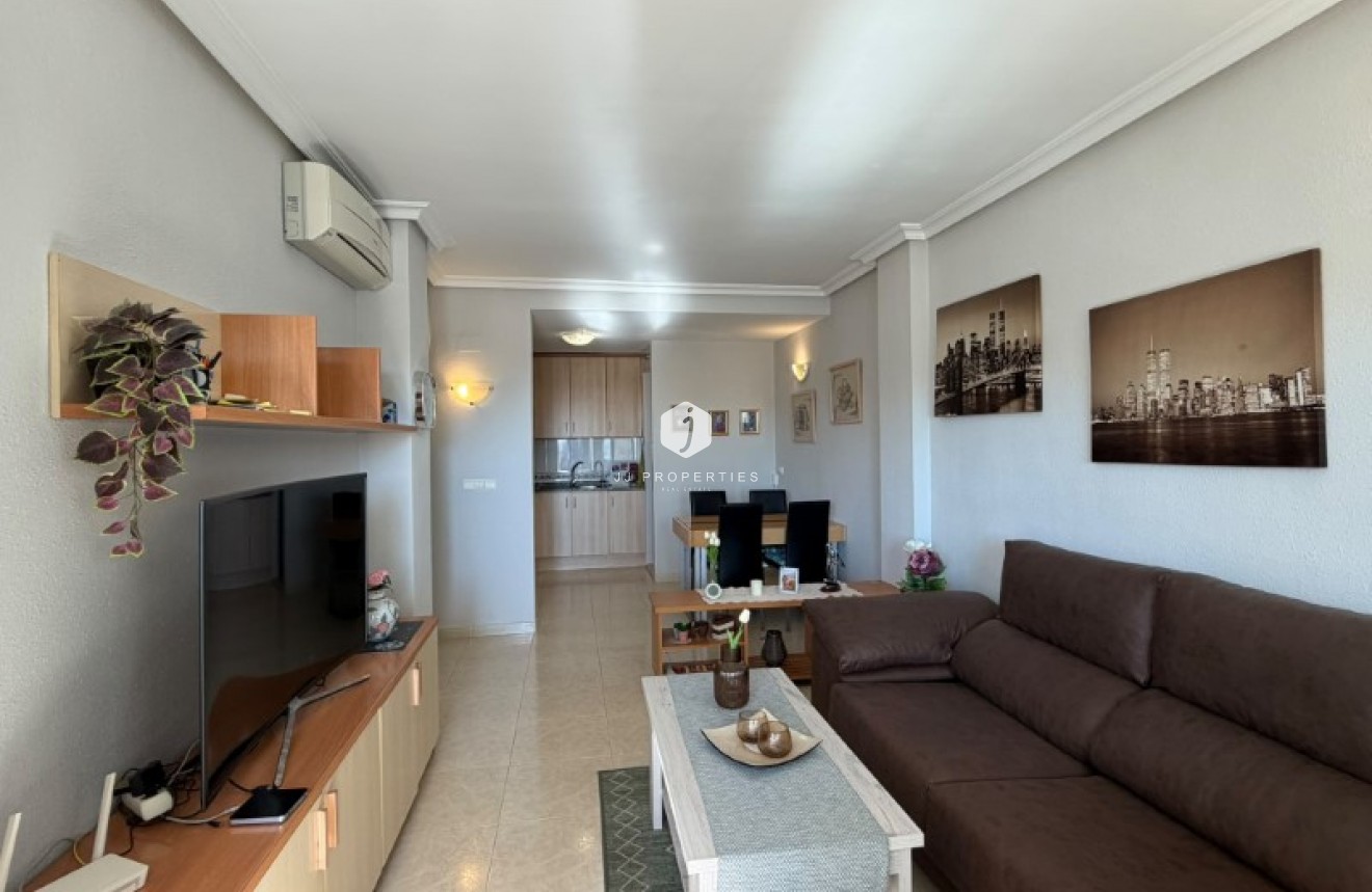 Z drugiej ręki - Mieszkanie w bloku -
Torrevieja - Costa Blanca