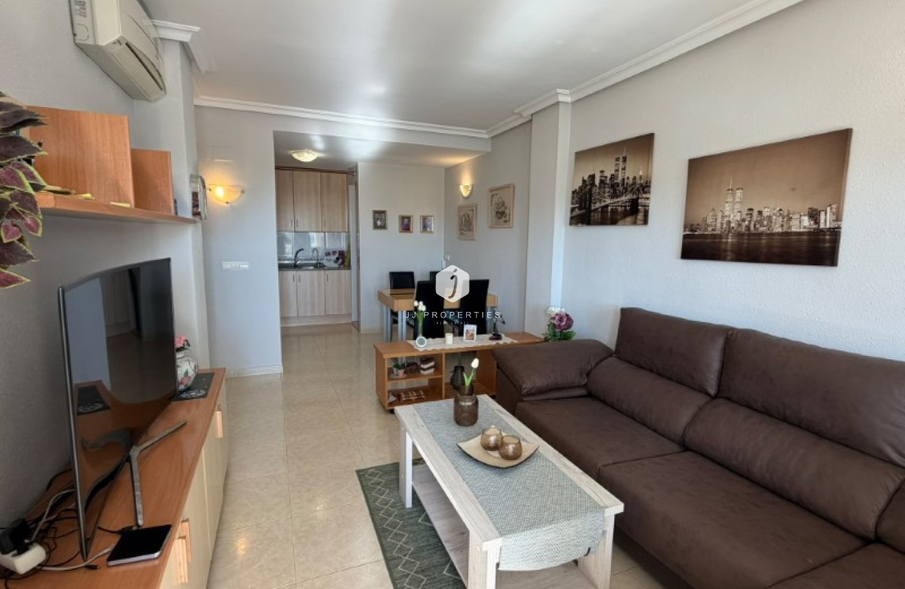 Z drugiej ręki - Mieszkanie w bloku -
Torrevieja - Costa Blanca