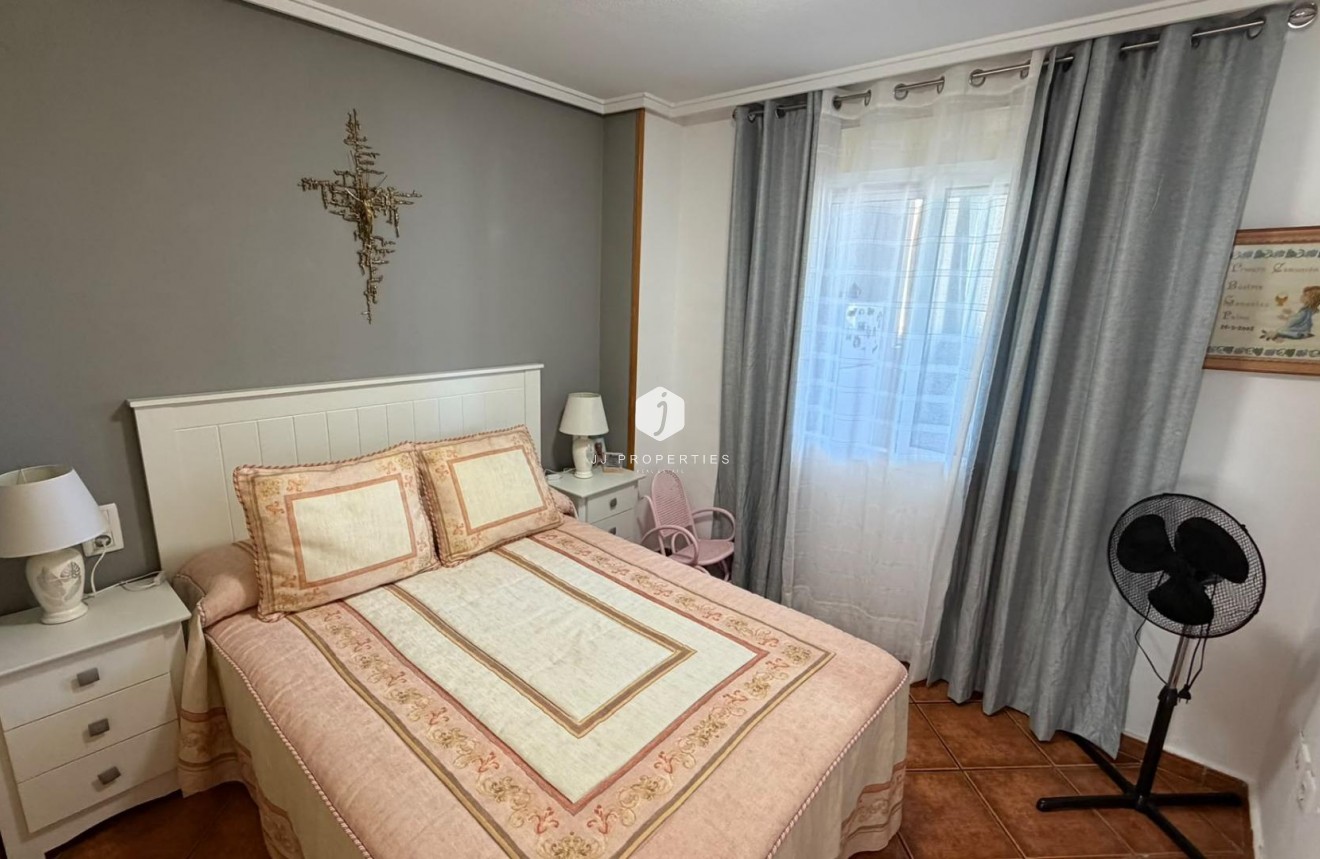 Segunda mano - Apartamento / piso -
Torrevieja - Playa del Cura
