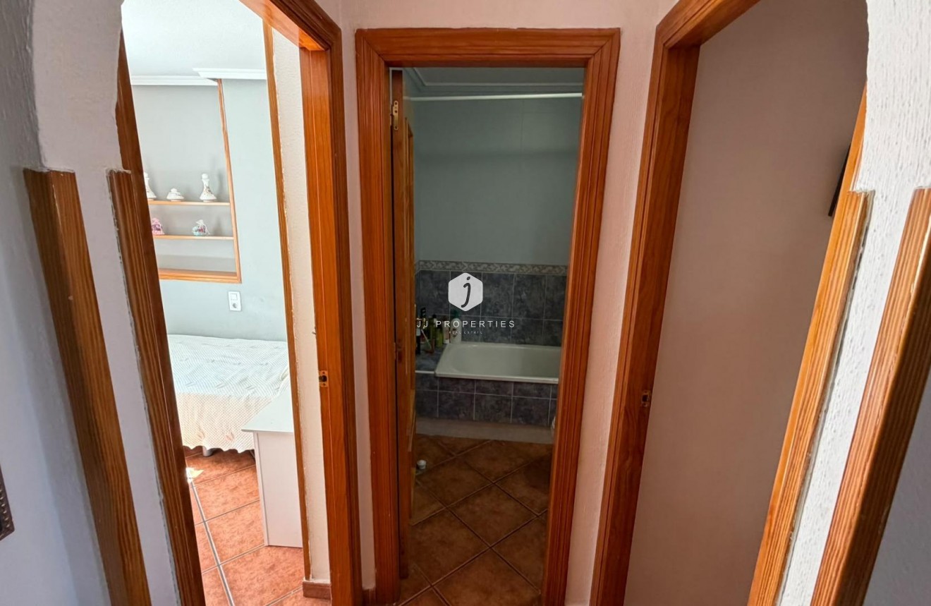 Segunda mano - Apartamento / piso -
Torrevieja - Playa del Cura