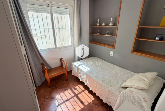 Segunda mano - Apartamento / piso -
Torrevieja - Playa del Cura