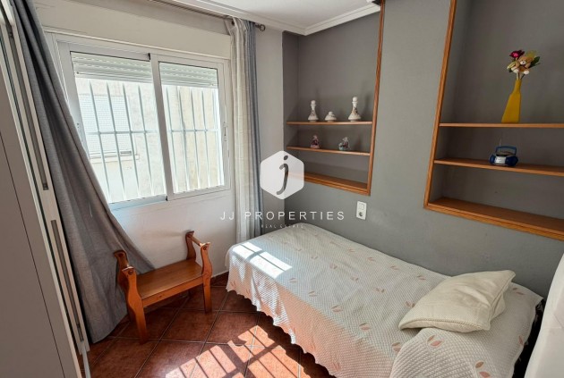 Segunda mano - Apartamento / piso -
Torrevieja - Playa del Cura