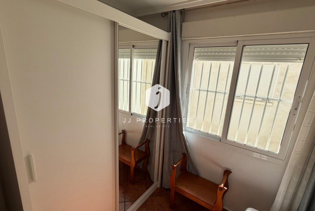 Segunda mano - Apartamento / piso -
Torrevieja - Playa del Cura