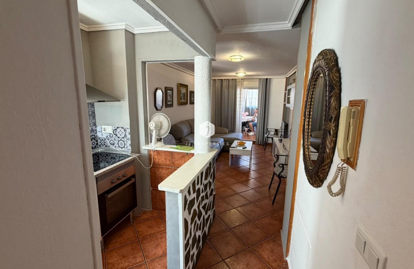 Segunda mano - Apartamento / piso -
Torrevieja - Playa del Cura