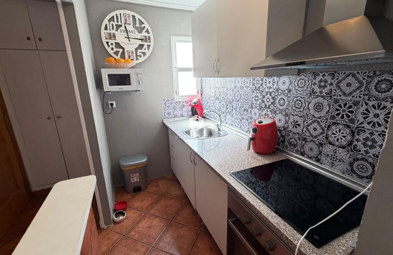 Segunda mano - Apartamento / piso -
Torrevieja - Playa del Cura