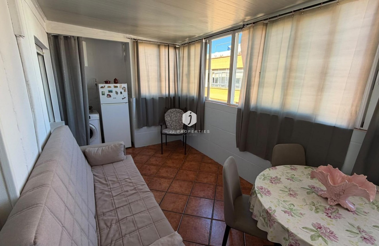 Segunda mano - Apartamento / piso -
Torrevieja - Playa del Cura