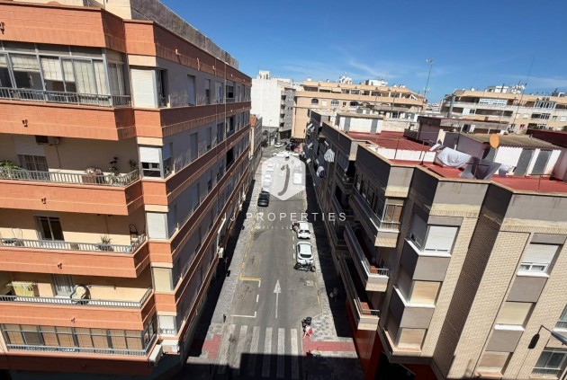 Segunda mano - Apartamento / piso -
Torrevieja - Playa del Cura