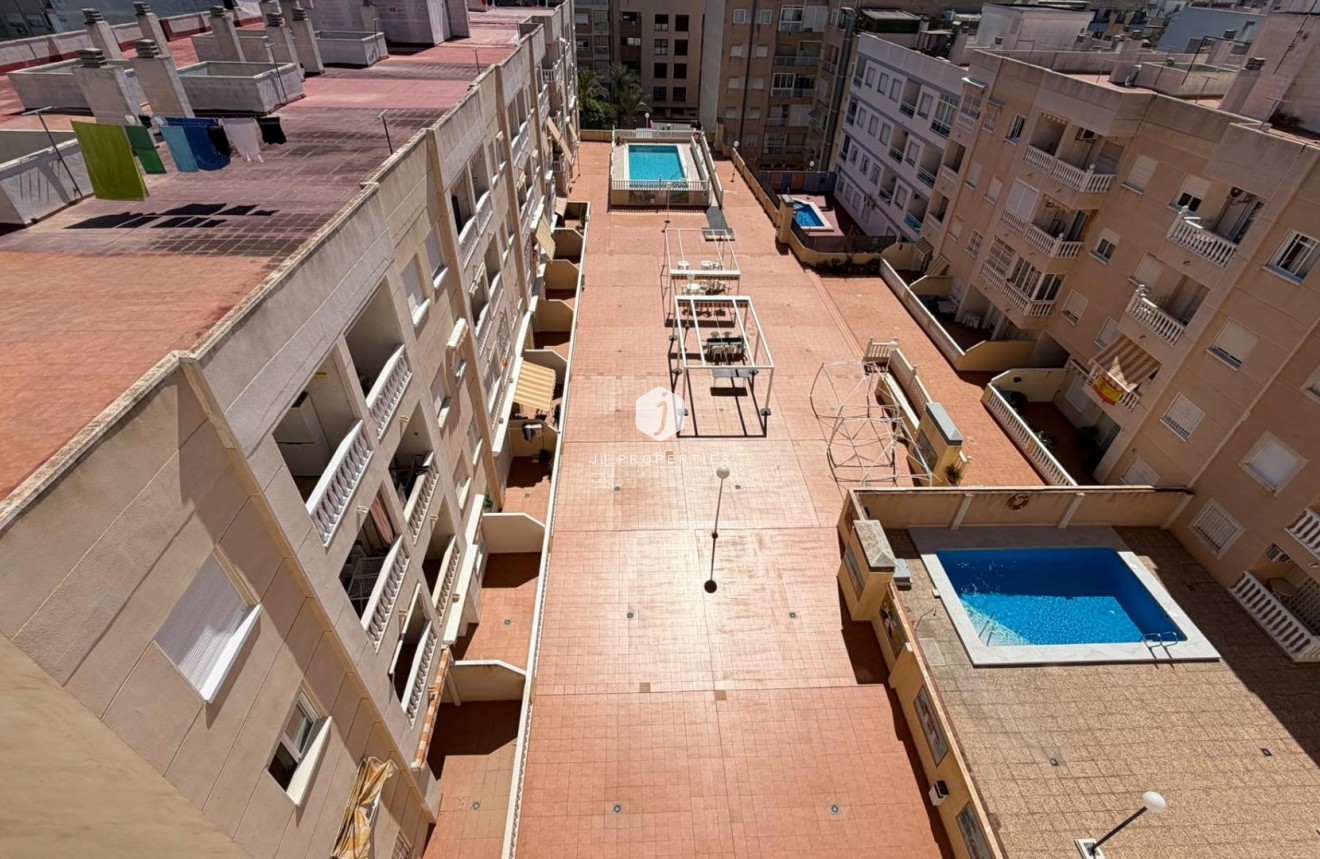 Segunda mano - Apartamento / piso -
Torrevieja - Playa del Cura