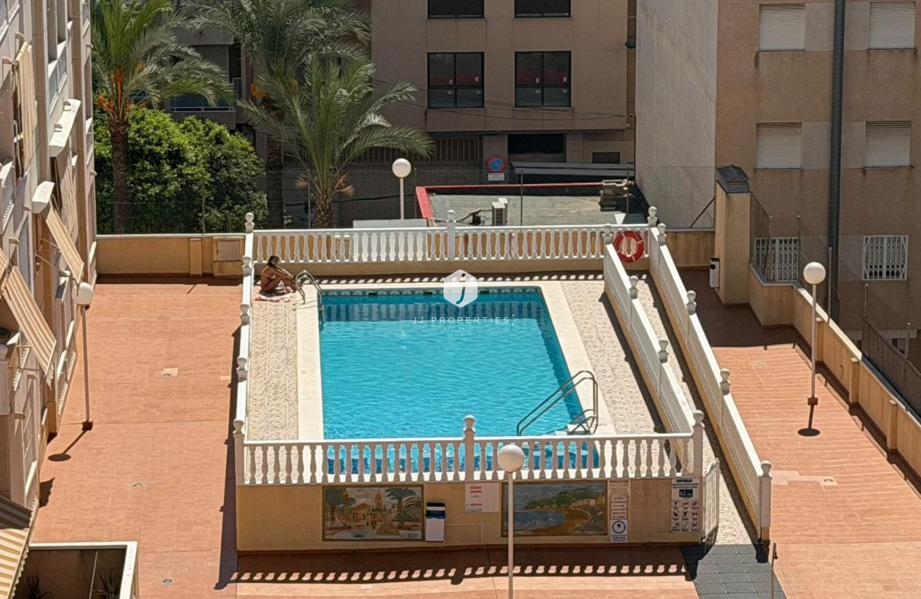Segunda mano - Apartamento / piso -
Torrevieja - Playa del Cura