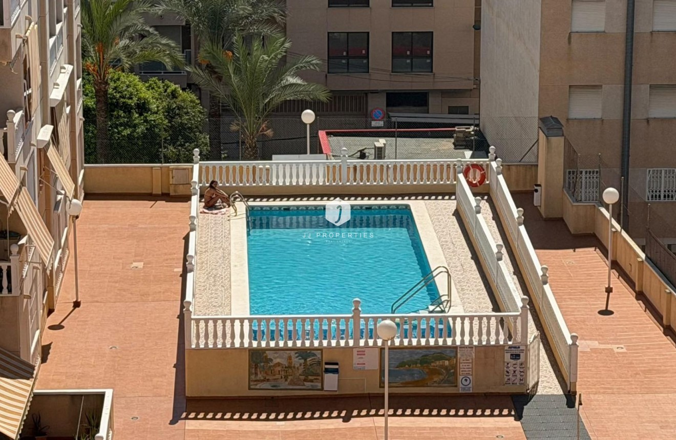 Segunda mano - Apartamento / piso -
Torrevieja - Playa del Cura