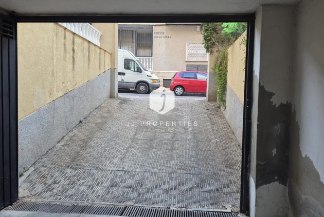 Resale - Apartment / flat -
Torrevieja - Playa del Cura