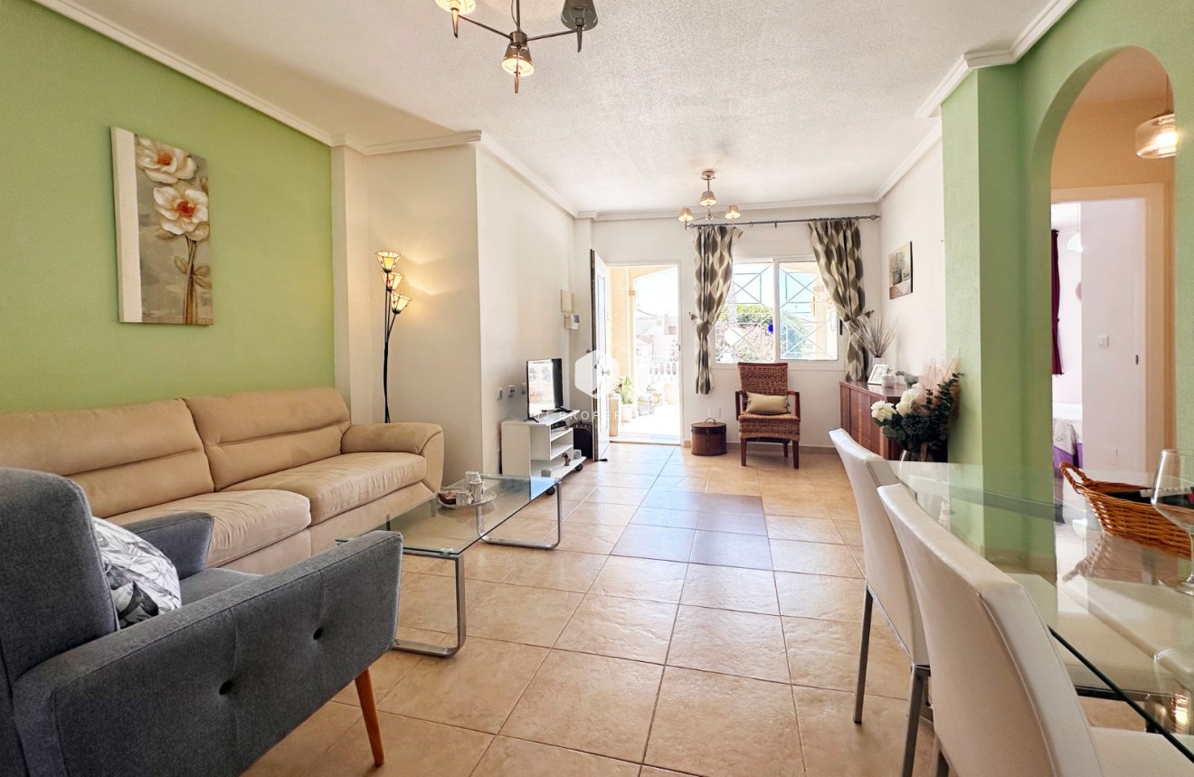 Resale - Bungalow -
Torrevieja - Costa Blanca