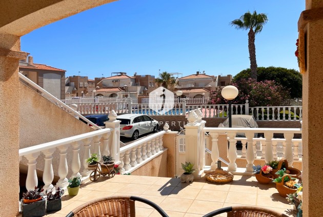 Resale - Bungalow -
Torrevieja - Costa Blanca