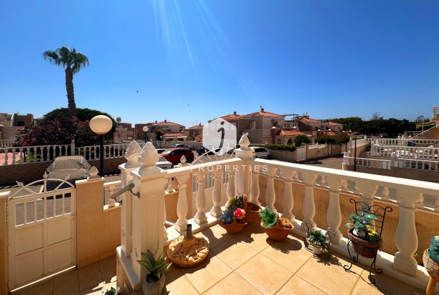 Resale - Bungalow -
Torrevieja - Costa Blanca