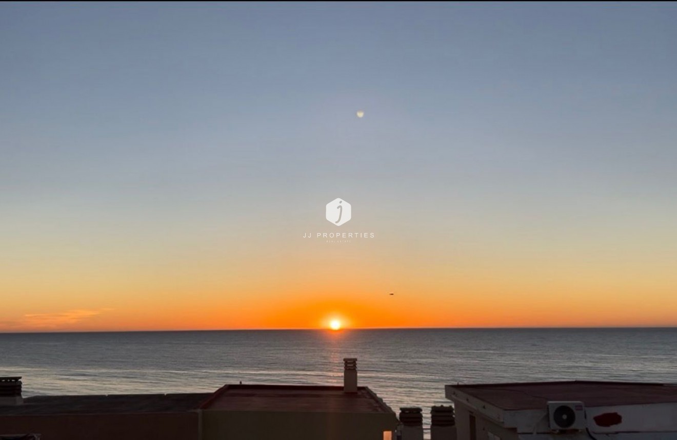 Resale - Apartment / flat -
Torrelamata - Costa Blanca