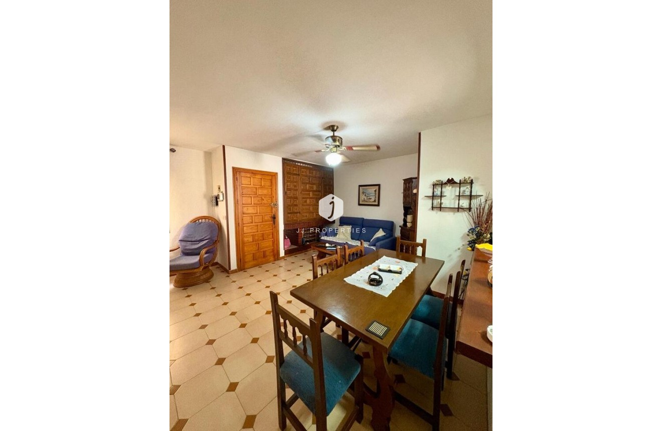 Resale - Apartment / flat -
Torrelamata - Costa Blanca
