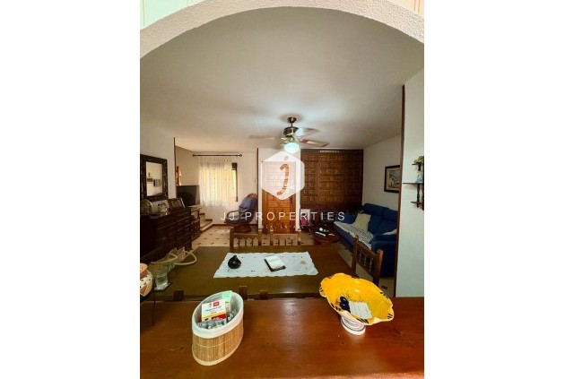 Resale - Apartment / flat -
Torrelamata - Costa Blanca