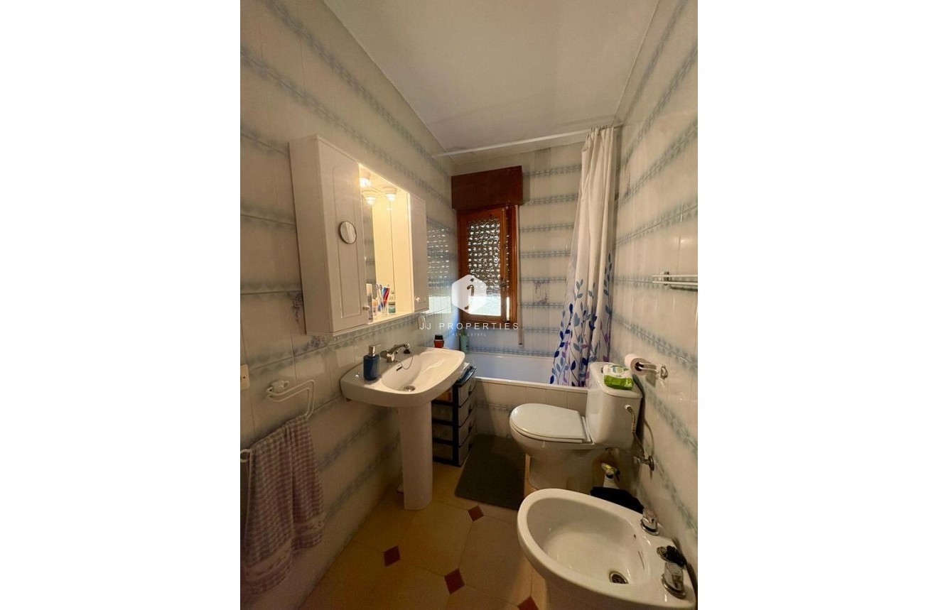 Resale - Apartment / flat -
Torrelamata - Costa Blanca