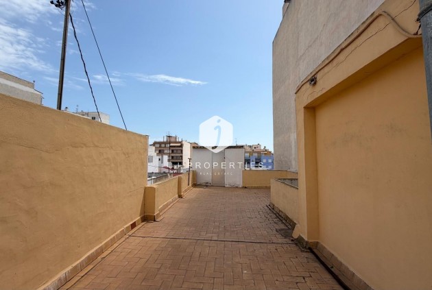 Z drugiej ręki - Mieszkanie w bloku -
Torrevieja - Centro