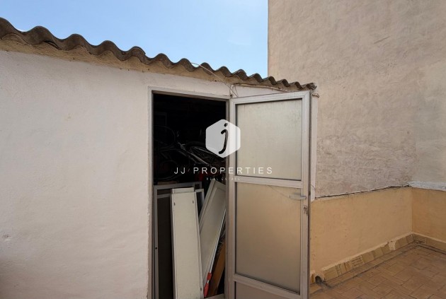 Z drugiej ręki - Mieszkanie w bloku -
Torrevieja - Centro