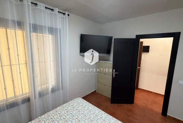 Tweedehands - Appartement / flat -
Torrevieja - Torreblanca
