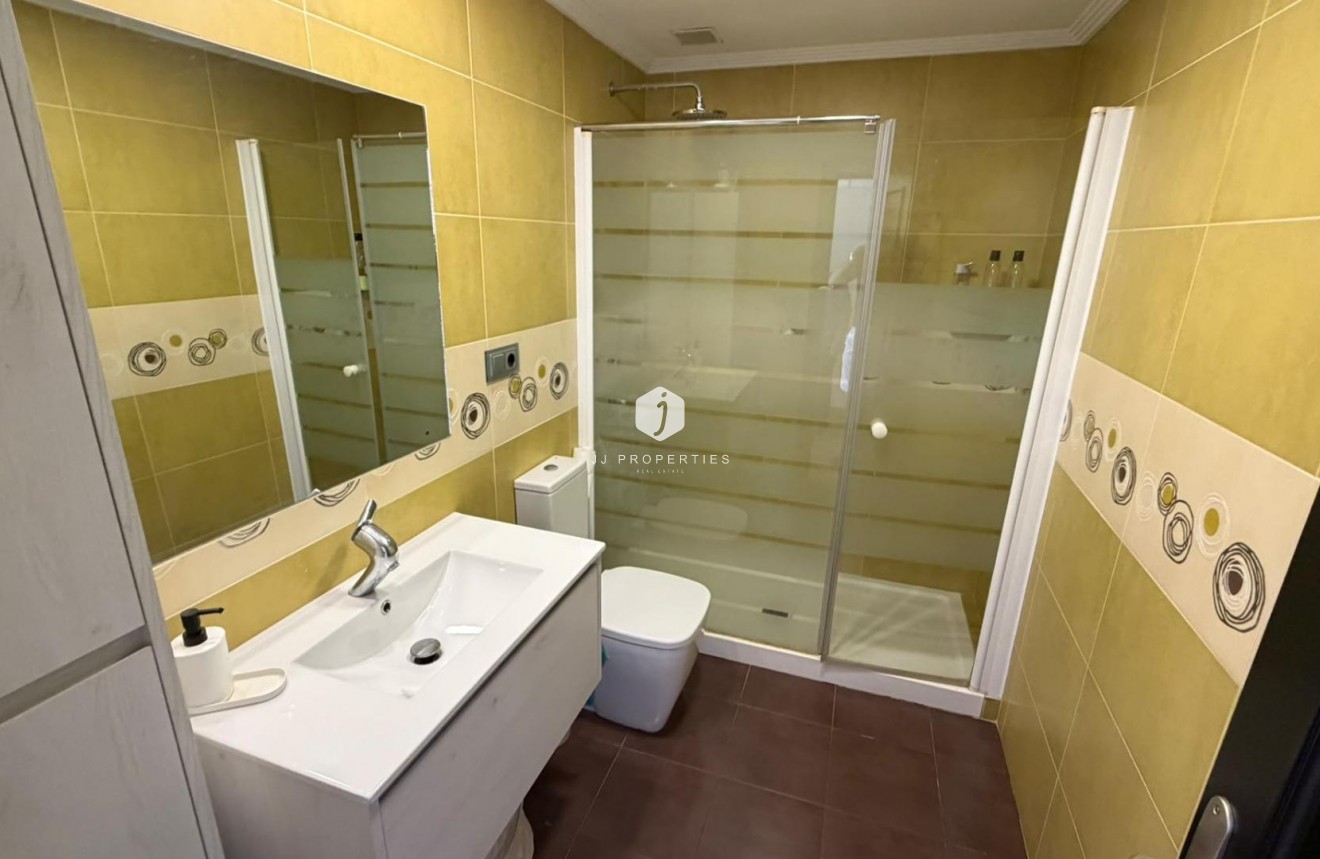 Tweedehands - Appartement / flat -
Torrevieja - Torreblanca