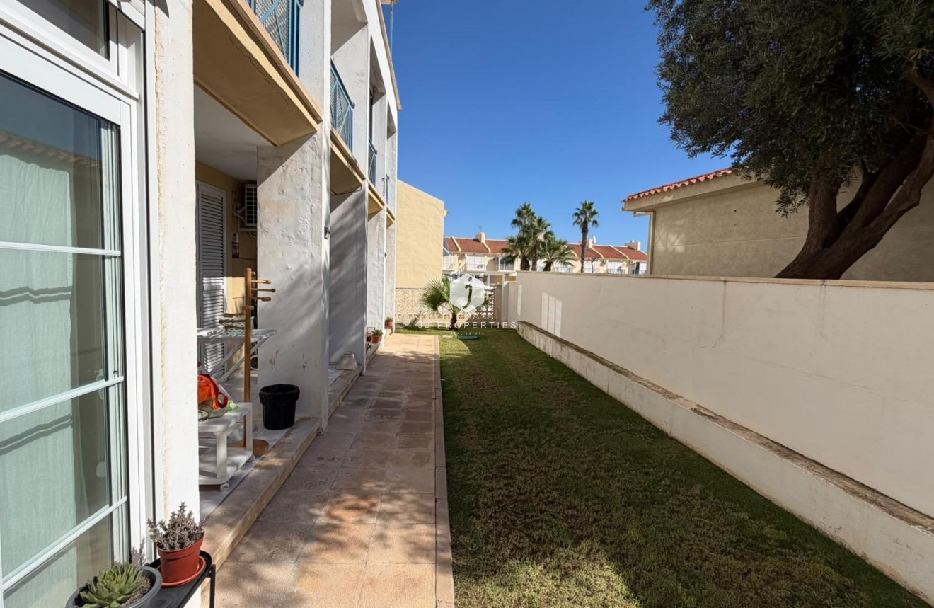 Tweedehands - Appartement / flat -
Torrevieja - Torreblanca