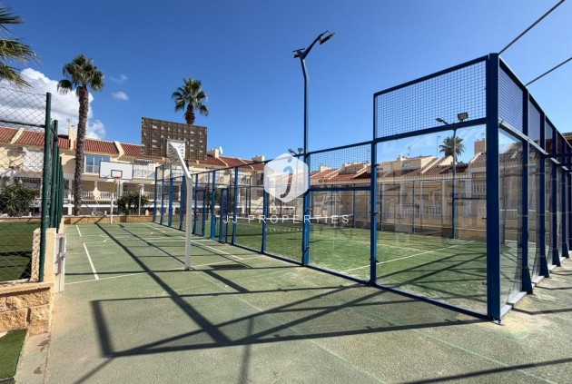 Tweedehands - Appartement / flat -
Torrevieja - Torreblanca