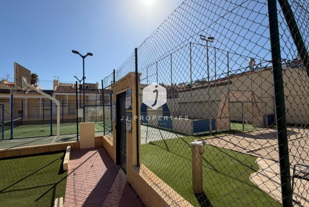Tweedehands - Appartement / flat -
Torrevieja - Torreblanca