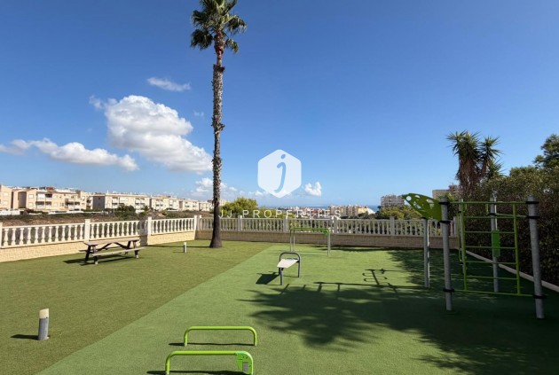 Tweedehands - Appartement / flat -
Torrevieja - Torreblanca