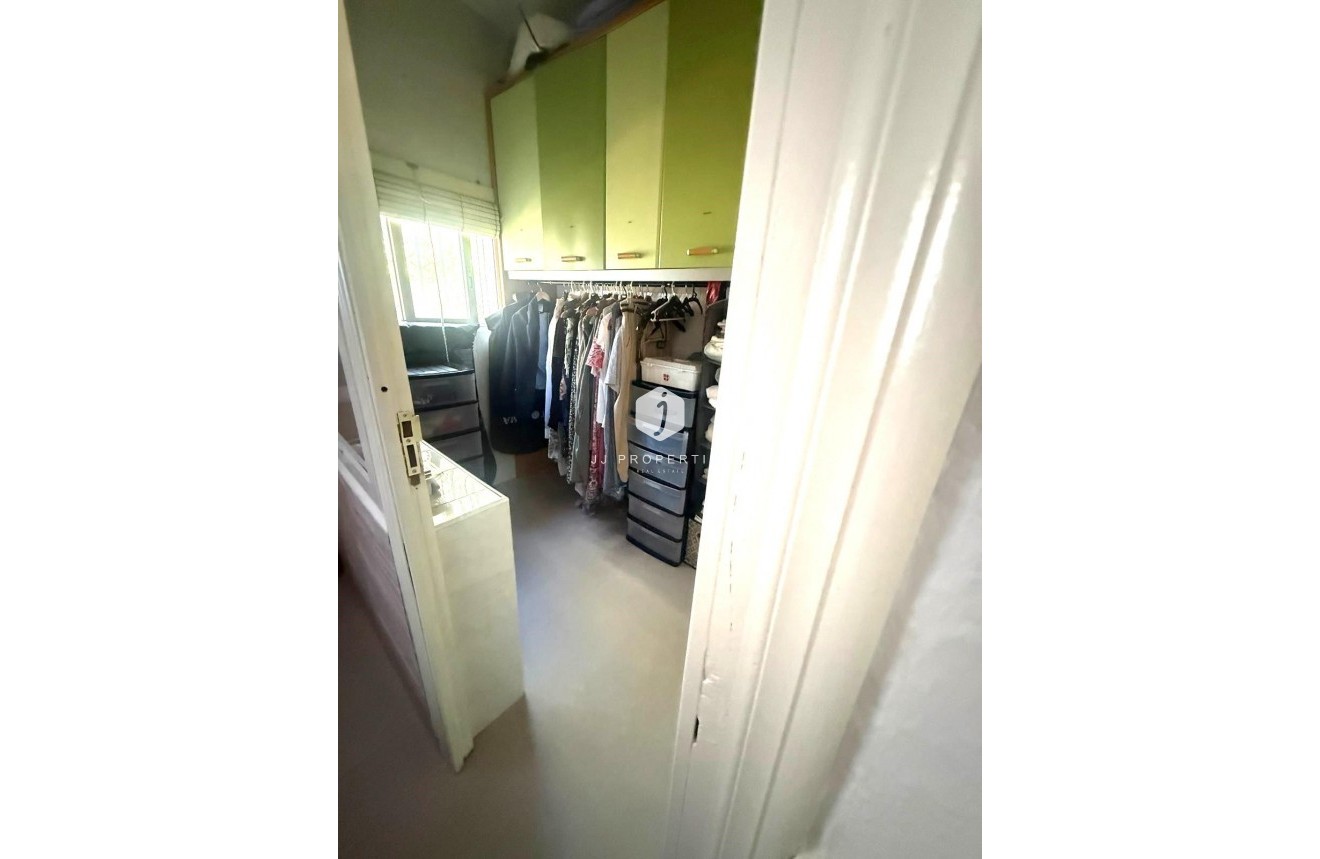 Resale - Bungalow -
Torrevieja - Torretas